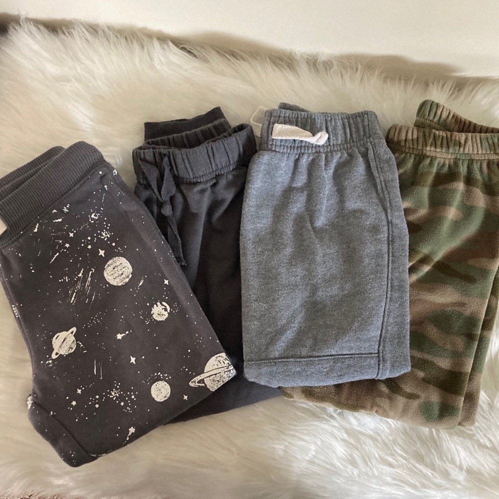 4pc lot Boys Pants 3T/4T